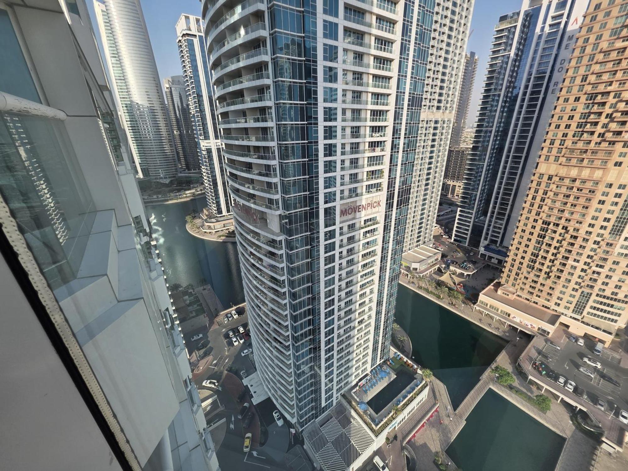 Apartment Cozy, Compact, Equipped Studio, 8 Mins From Metro Dubai